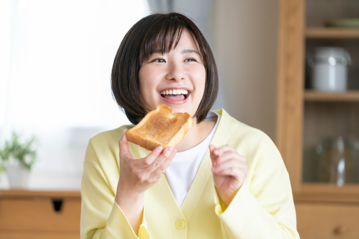 顎関節症を治療して食事ができるようになった女性