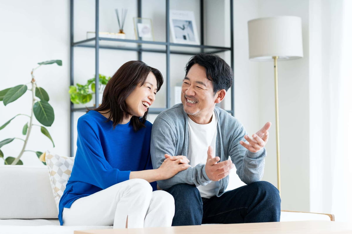 口臭を治療して会話が弾む夫婦